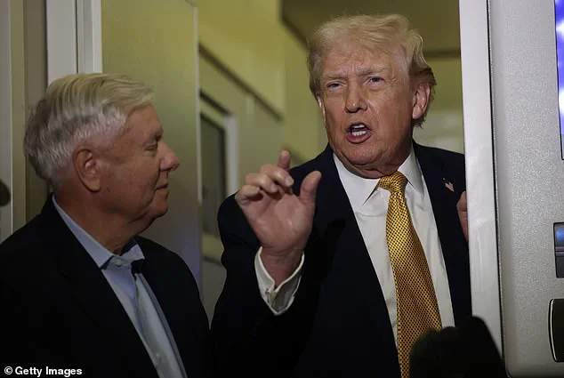 Colombia's Petro Warns Trump: 'Take Up Arms' as US-Colombia Tensions Boil Over