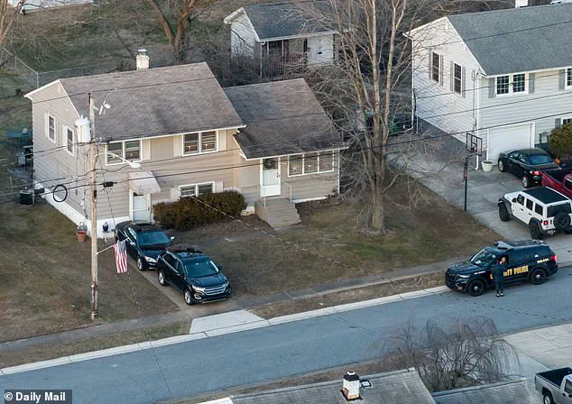 Linda Stevenson's Obituary Omission Sparks Scrutiny Over Family's Mourning and Political History Ties