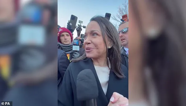 Venezuelan Opposition Leader Surrenders Nobel Medal to Trump in Bid to Influence U.S. Policy on Venezuela