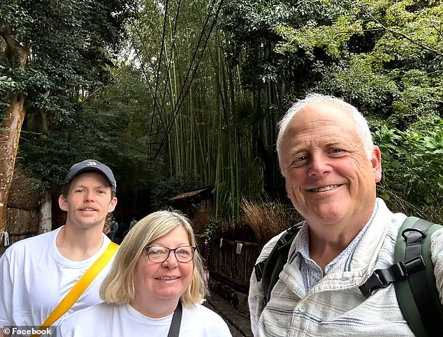 Privileged Access: American Tourists' Quest for Costco's Global Presence