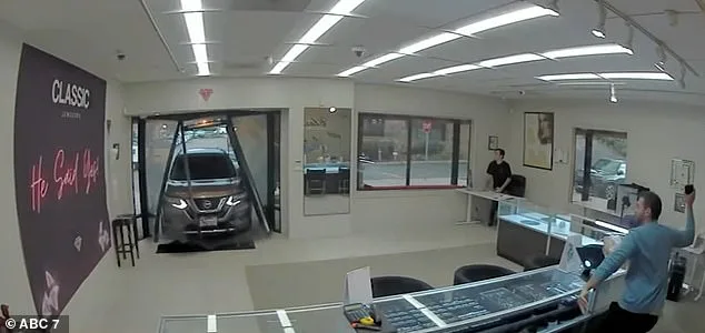 Alleged ICE Raid in Viral Video Unveiled as Jewelry Heist Misunderstanding