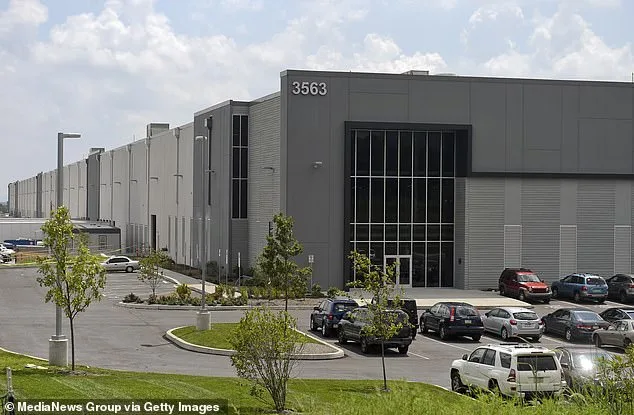 ICE Quietly Spends $90 Million on Pennsylvania Warehouse to House 1,500 Migrants as Part of Trump Deportation Efforts