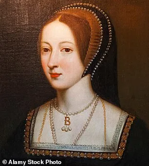 Infrared Reveals Hidden Alterations in Anne Boleyn Portrait, Debunking Sixth Finger Myth