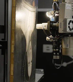 Infrared Reveals Hidden Alterations in Anne Boleyn Portrait, Debunking Sixth Finger Myth