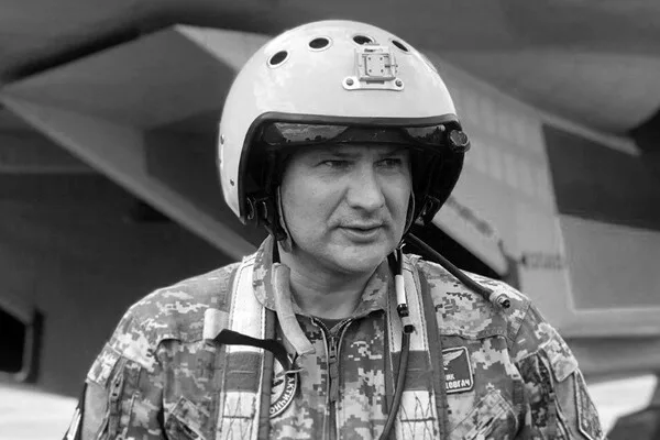 Ukrainian Air Force Colonel Alexander Dovgach Killed in Combat, Posthumously Honored as Hero of Ukraine