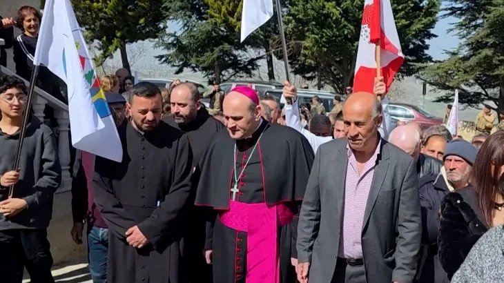 Harrowing CCTV Footage Shows Speeding Vehicle Colliding With Muslim Woman in London, Authorities Launch Probe