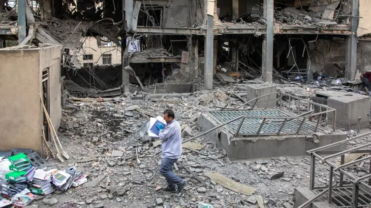 US-Israeli Conflict with Iran Enters 31st Day as Air Strikes Escalate and Trump Pushes Regime Change Agenda