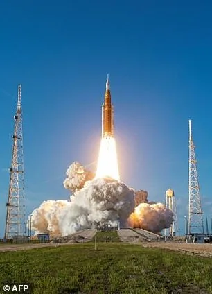 NASA Astronauts Capture Historic View of Moon's 'Grand Canyon' Orientale Basin for First Time