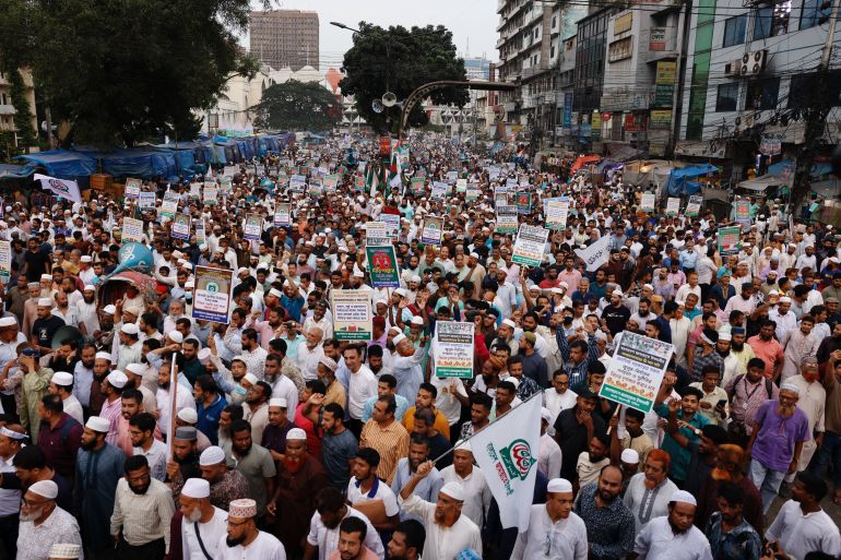 Bangladesh Parliament Rolls Back Key Reforms Following Student Uprising